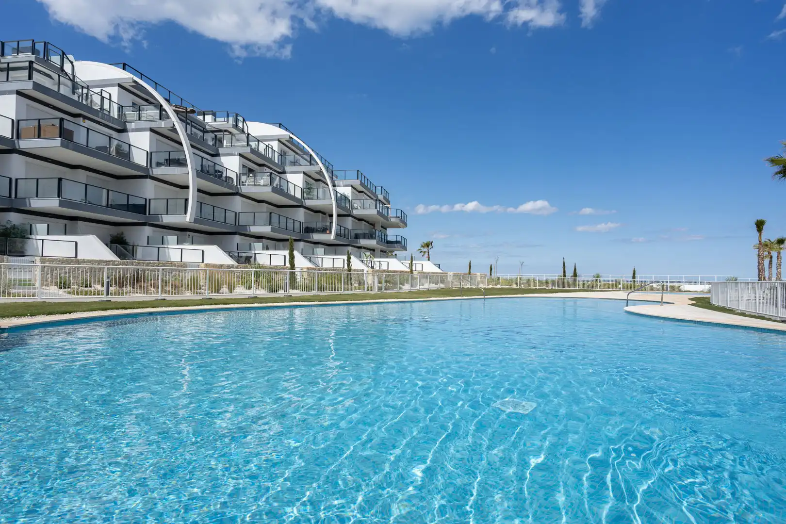 Piscina de Apartamento en venta en Dénia