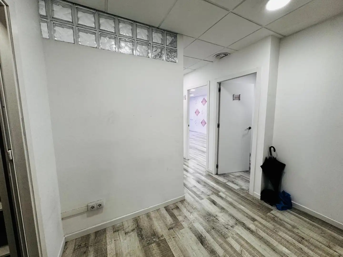 Büro zum Verkauf in Vilanova i la Geltrú mit Klimaanlage