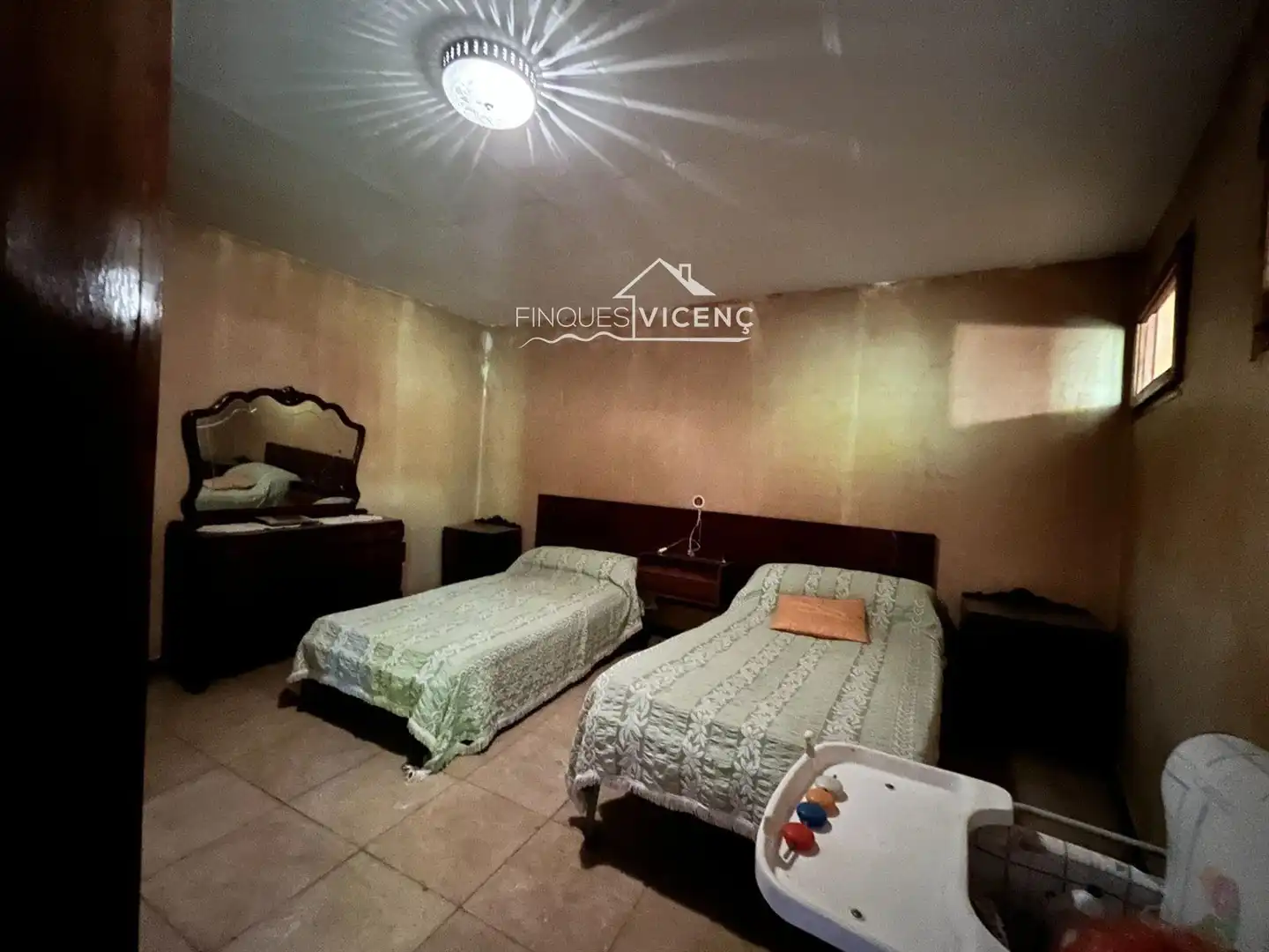 Habitación de Casa o chalet en venta en Sant Sadurní d'Anoia con Calefacción, Terraza y Trastero
