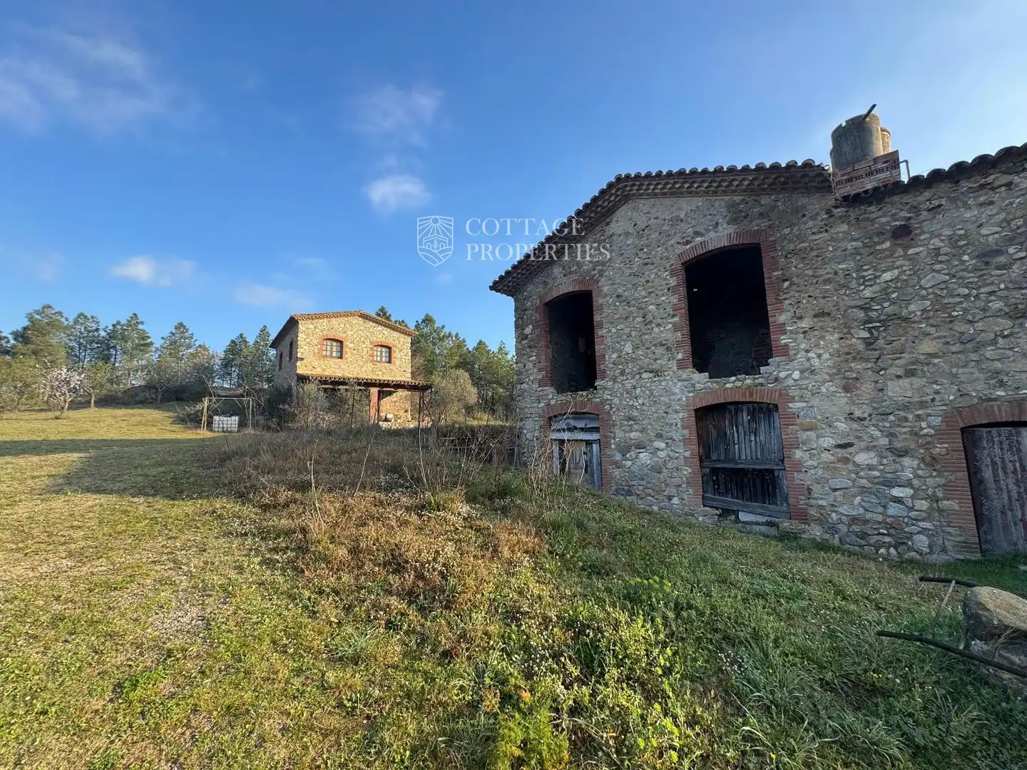 Finca rústica en venta en Darnius