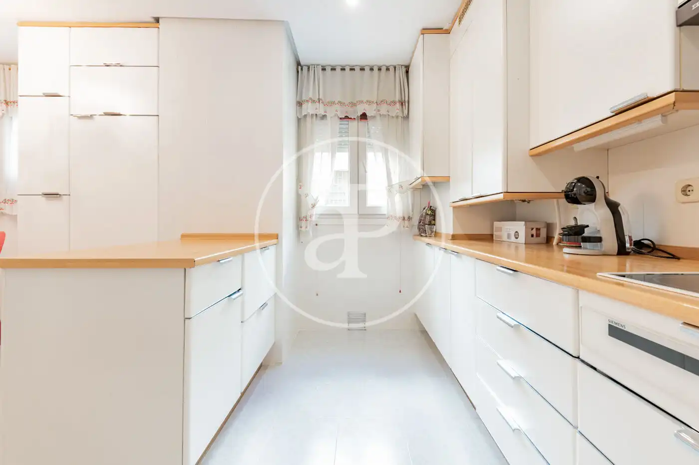 Kitchen of Flat for sale in Madrid  with Air Conditioner and Heating
