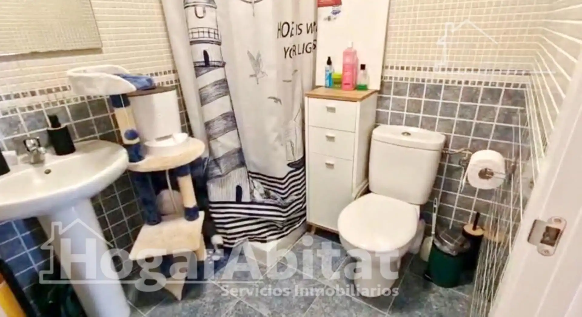 Baño de Piso en venta en Bellreguard con Aire acondicionado, Calefacción y Jardín privado