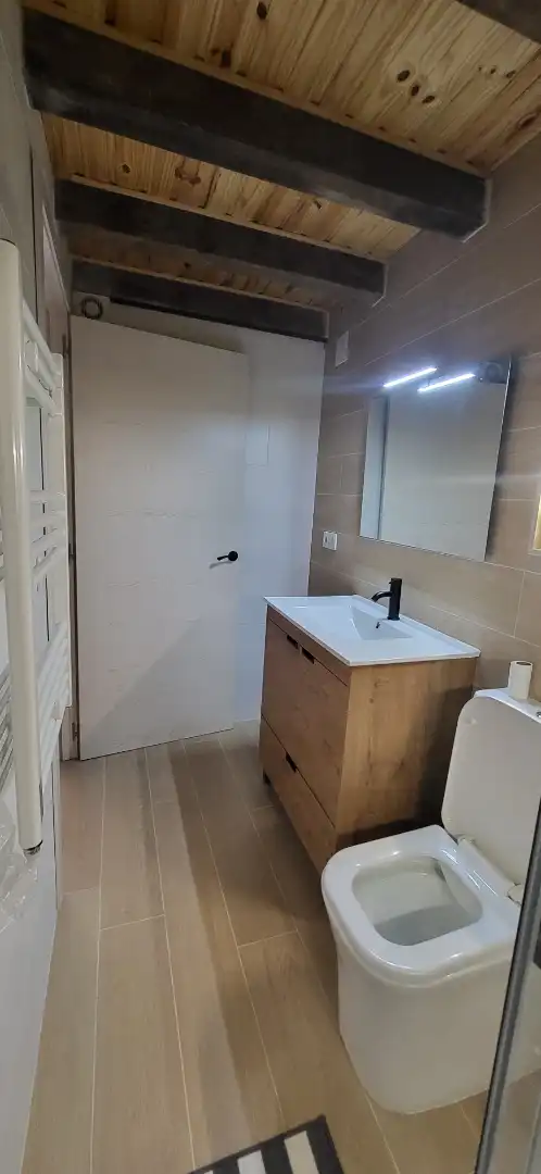 Baño de Local en venta en  Pamplona / Iruña