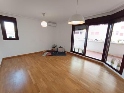 Sala d'estar de Pis en venda en Molina de Segura amb Aire condicionat, Calefacció i Jardí privat