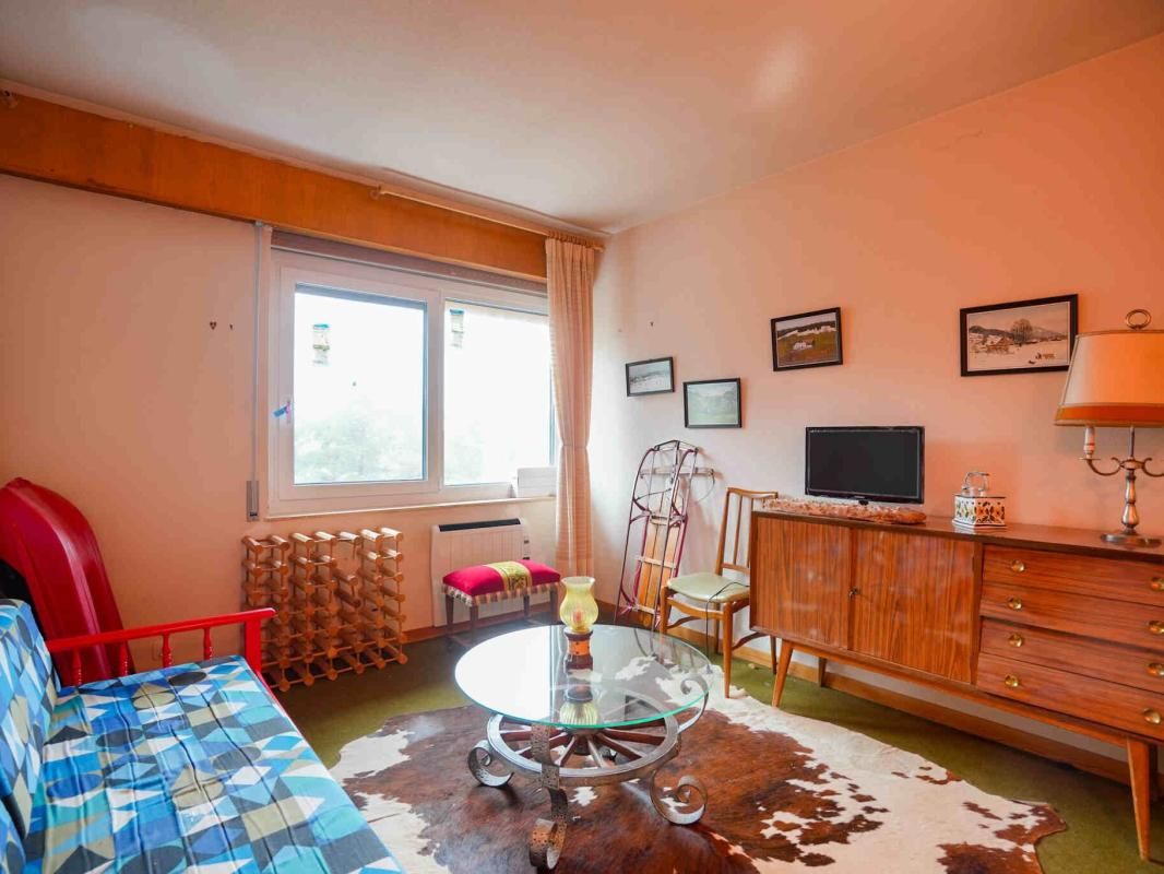 Dormitori de Pis en venda en Cerezo de Arriba amb Calefacció i Moblat