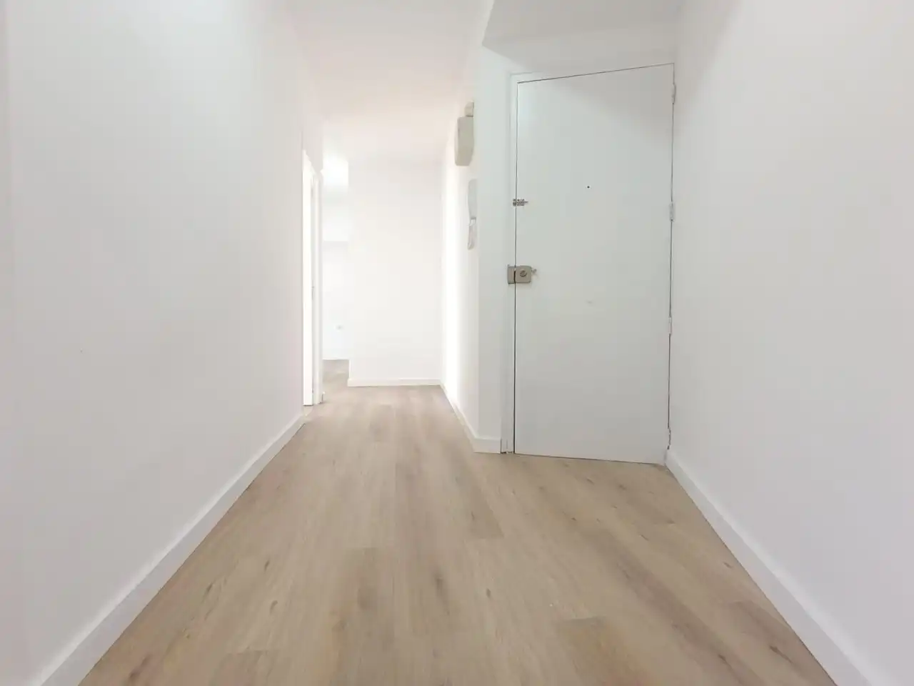 Flat for sale in Ibi  with Air Conditioner and Balcony
