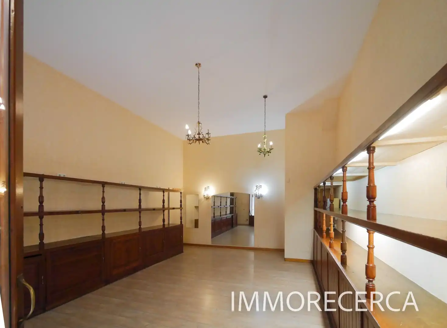 Local comercial en alquiler en Torroella de Montgrí, imagen 4