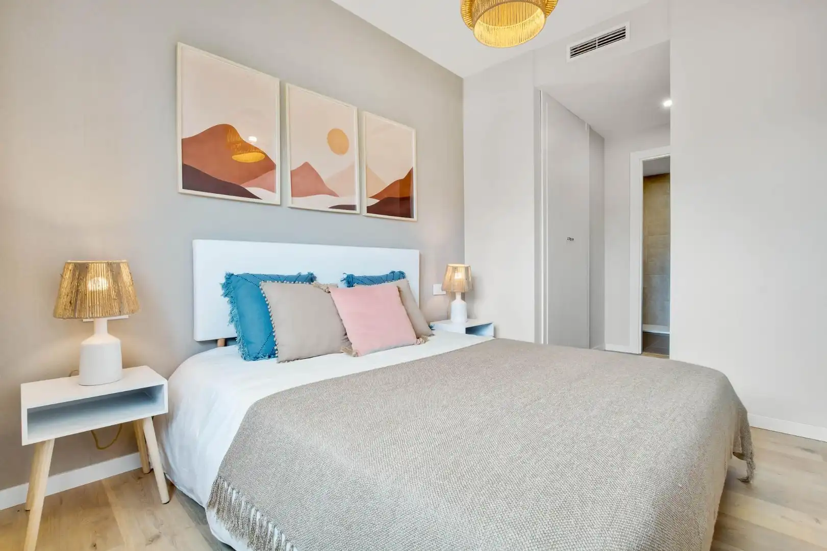 Dormitori de Apartament en venda en Mijas amb Aire condicionat, Terrassa i Traster