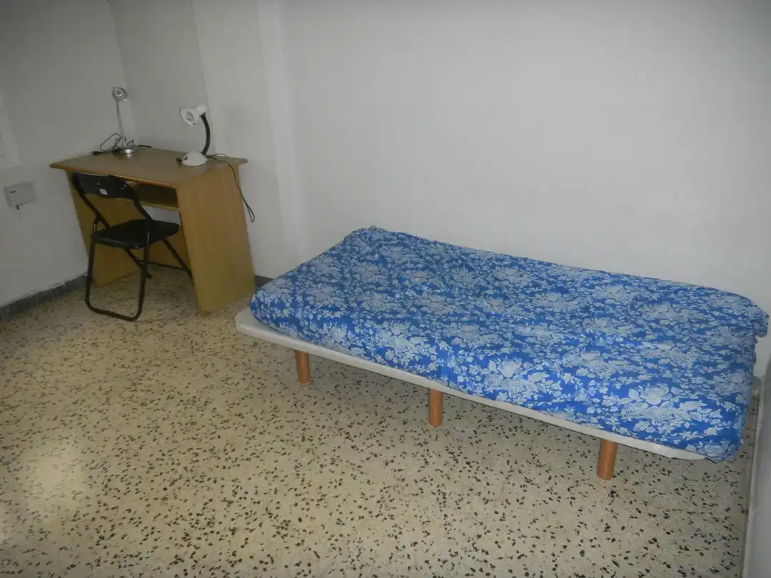 Habitación de Piso de alquiler en Tarragona con Terraza, Amueblado y Horno