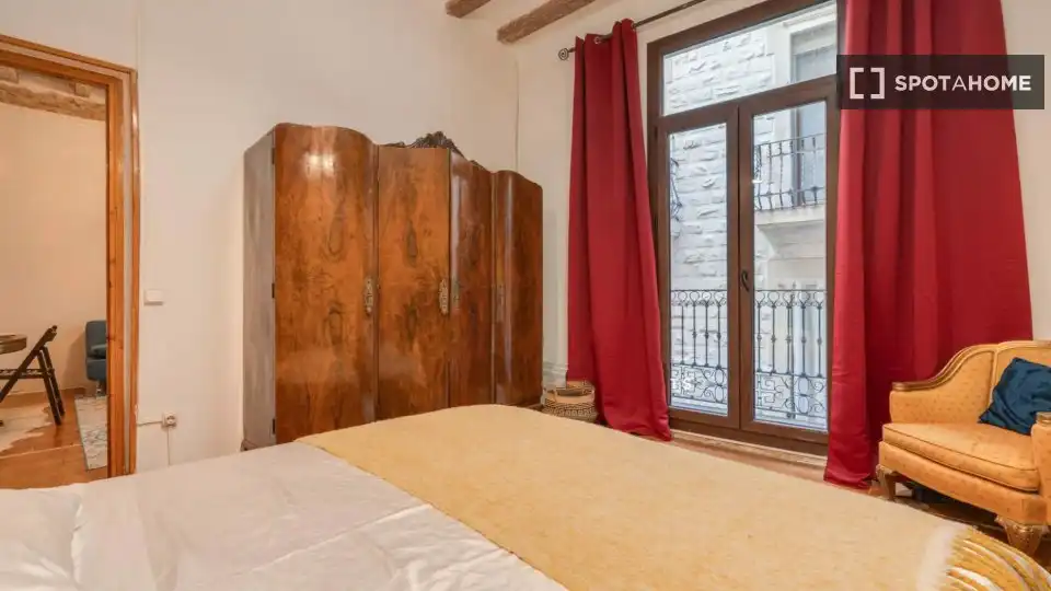 Flat with terrace to rent in Ciutat Vella, imagen 11