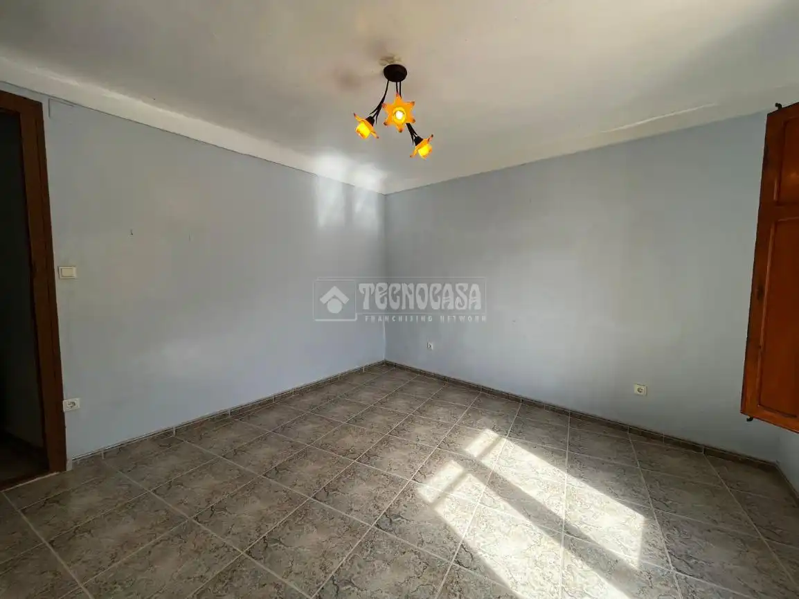 Casa adosada en venda en Bárboles amb Traster i Balcó