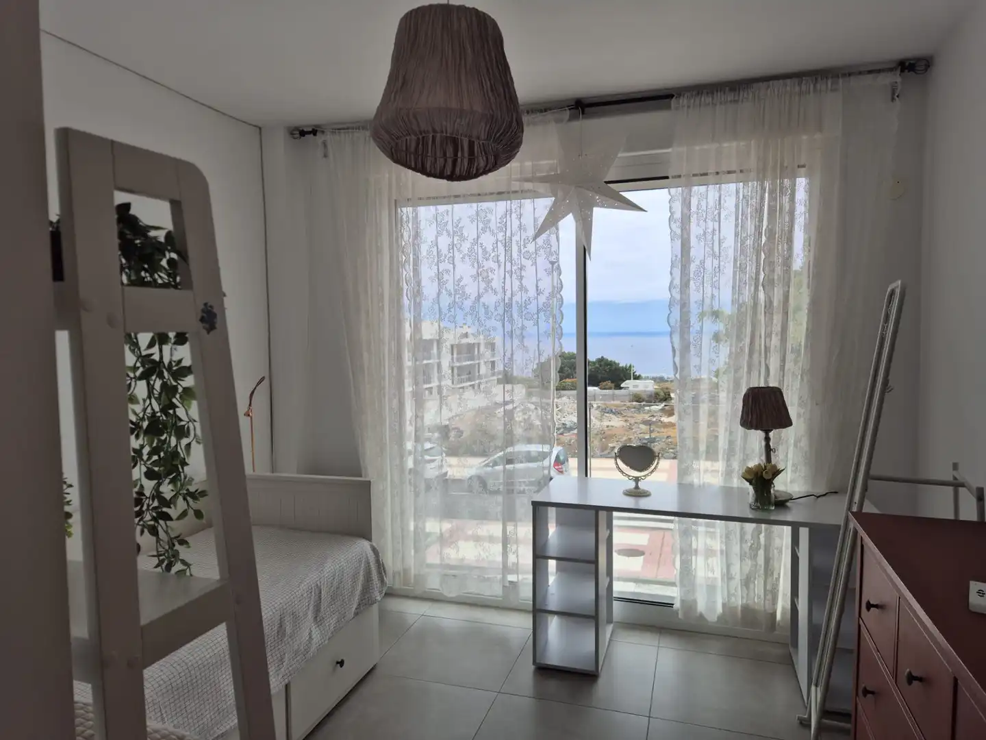 Habitación de Apartamento en venta en Adeje con Amueblado, Horno y Lavadora