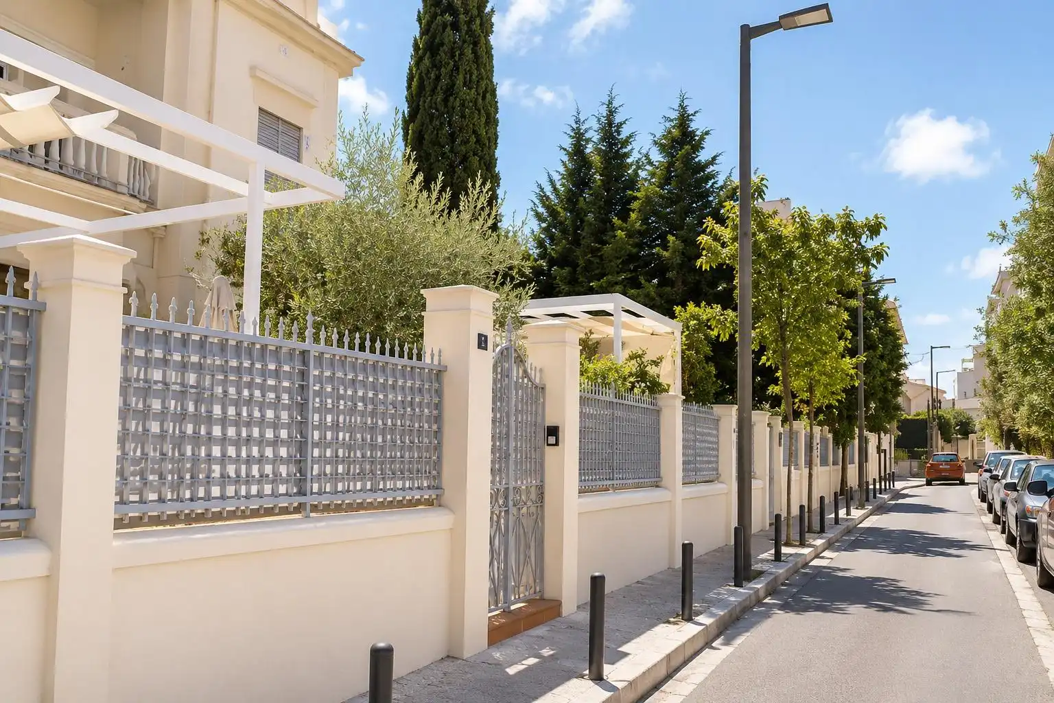Außenansicht von Erdgeschoss zum Verkauf in  Palma de Mallorca mit Klimaanlage, Privatgarten und Abstellraum