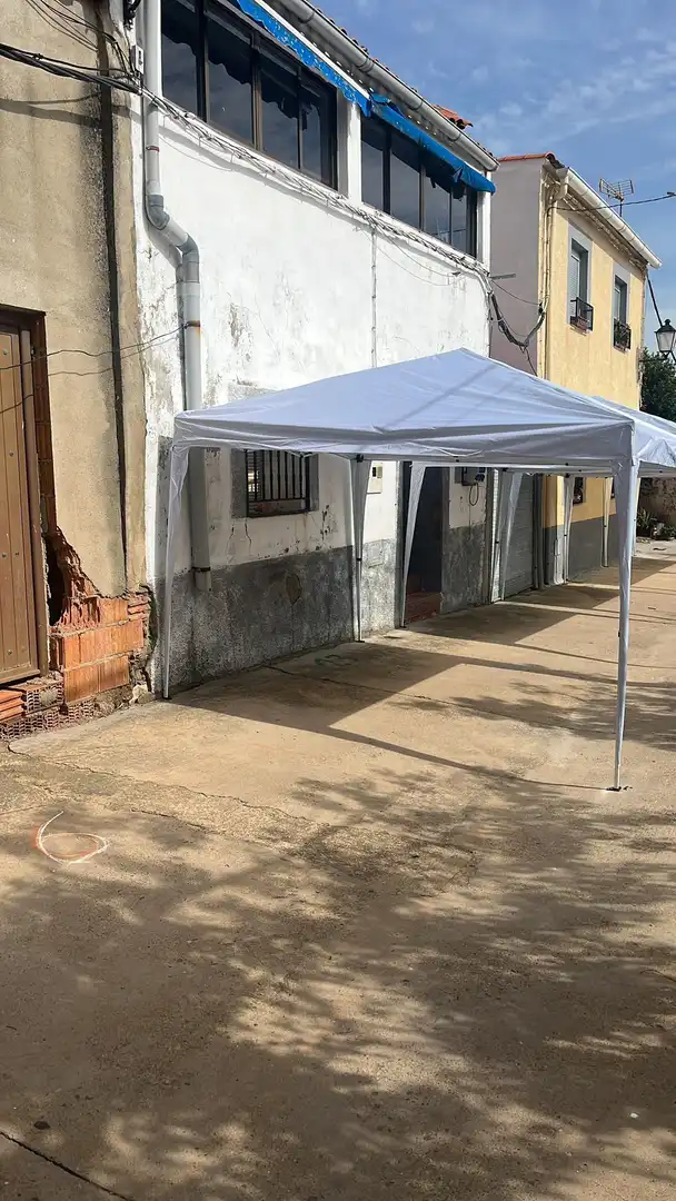 Parking de Finca rústica en venta en Cañamero con Calefacción y Jardín privado