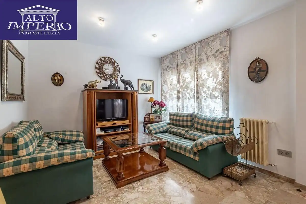 Piso con terraza en venta en Pasaje Conde Alcalá 2, imagen 2