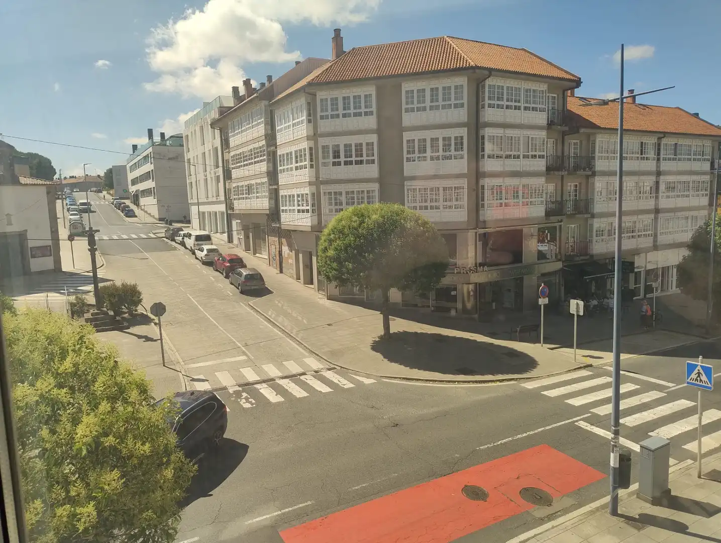 Exterior view of Flat for rent in Santiago de Compostela   with Heating, Furnished and Oven