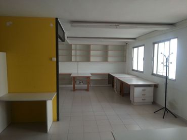 Office space with lift to rent in del compte Bañuelos 8