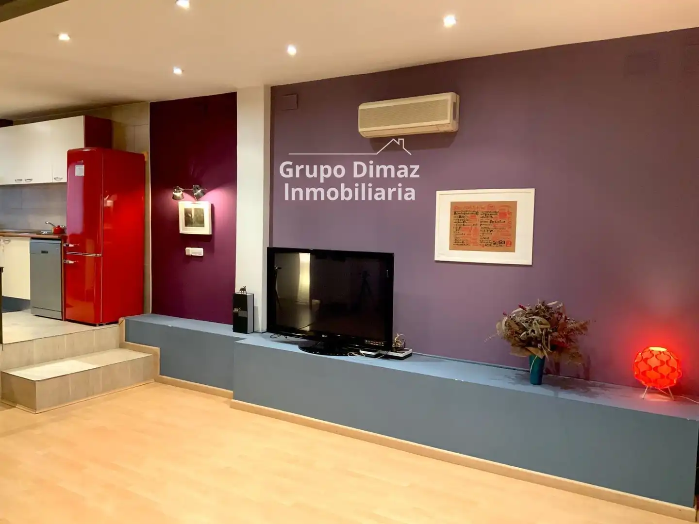 Wohnung zum Verkauf in Barcelona mit Klimaanlage und Terrasse