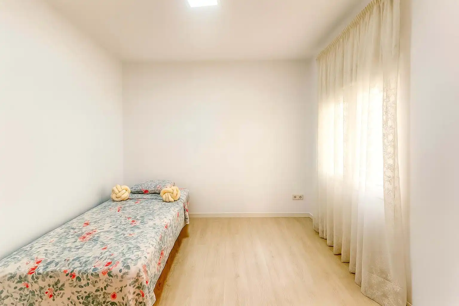 Bedroom of Flat for sale in El Campello  with Air Conditioner and Heating
