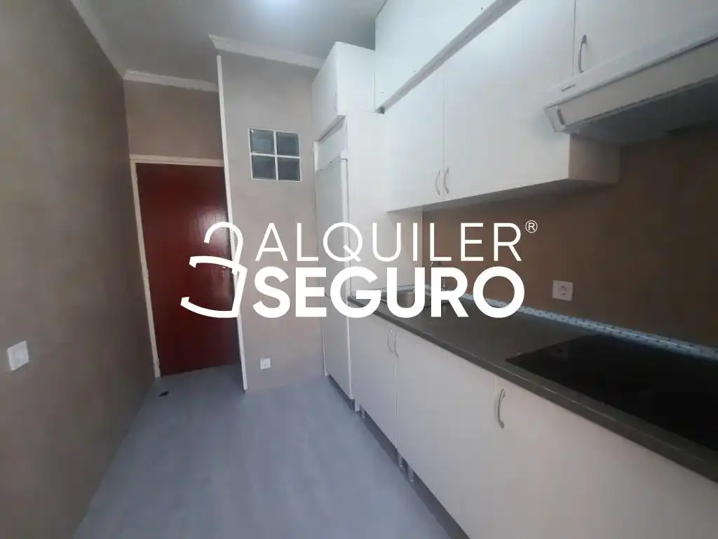 Kitchen of Flat for rent in Madrid  with Terrace