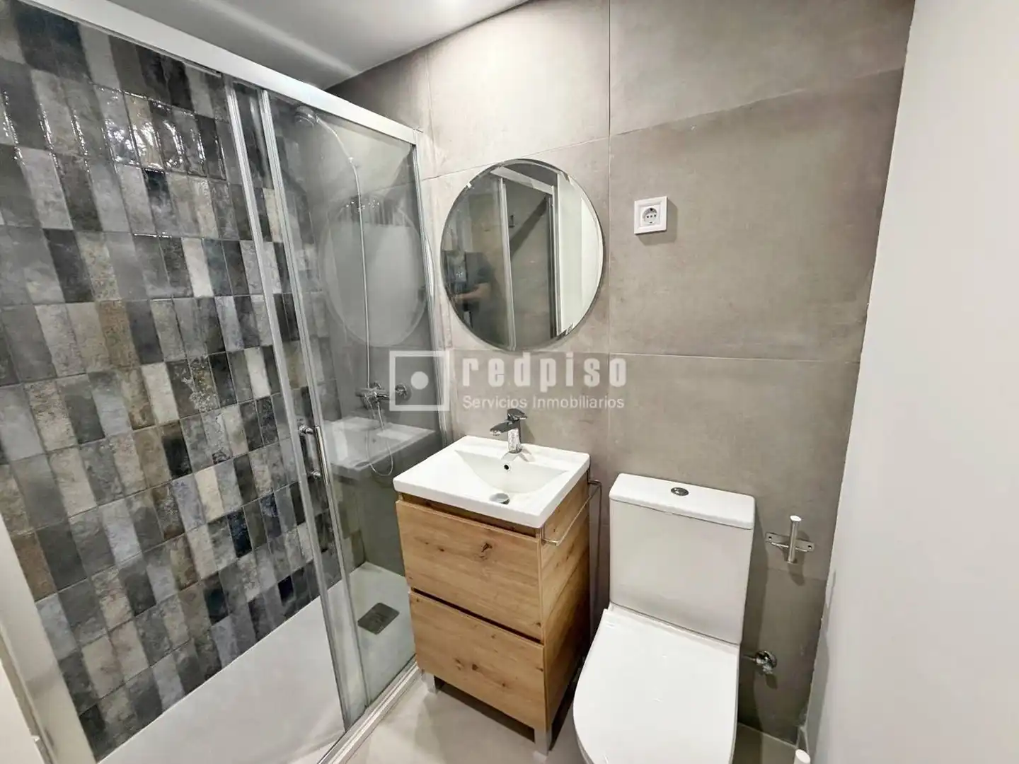 Bathroom of Houses for sale in Chiloeches  with Heating, Terrace and Furnished