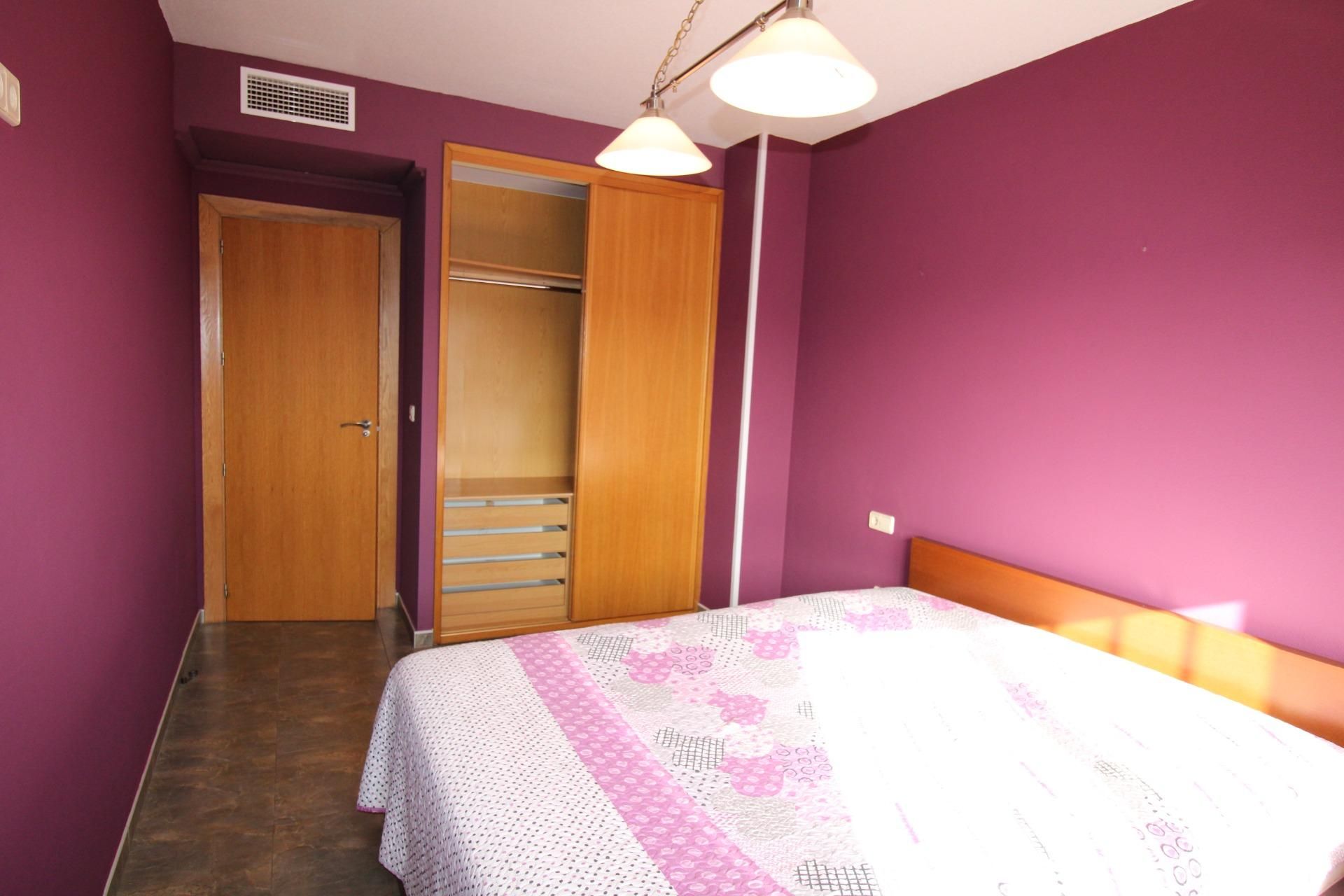 Habitación de Piso en venta en  Murcia Capital con Aire acondicionado, Calefacción y Trastero