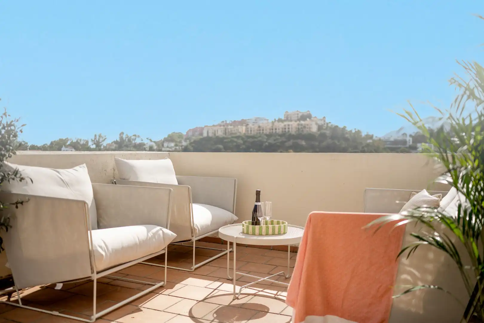 Penthouse with terrace for sale in La Quinta, imagen 7