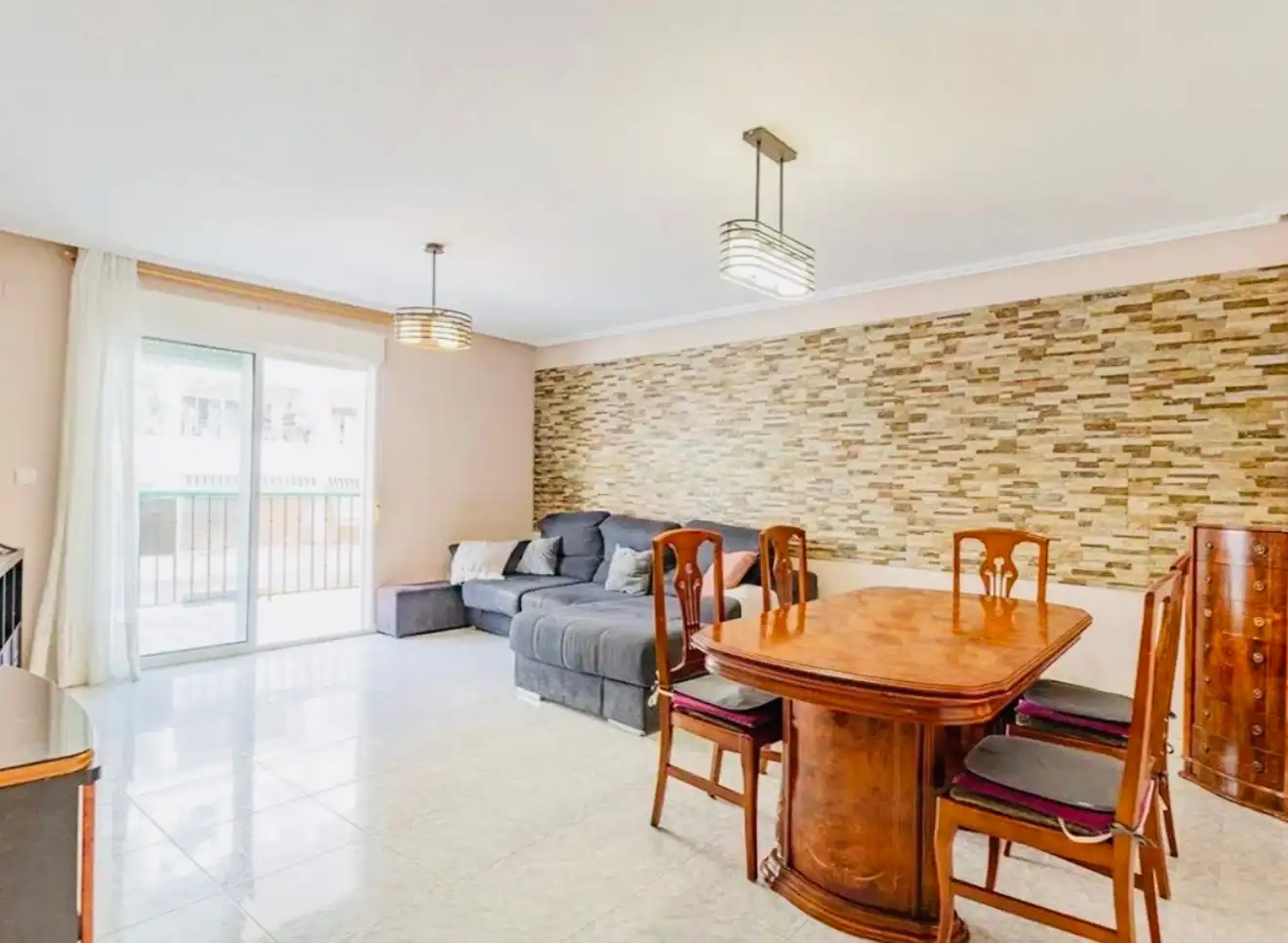 Appartamento con terrazza in vendita a Zona Pueblo, imagen 2