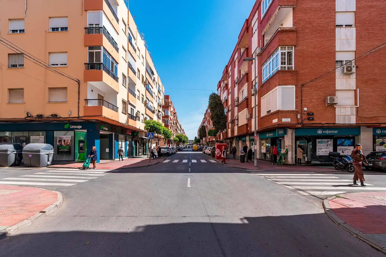 Business premises for sale in Calle CALZADA DE CASTRO, imagen 4