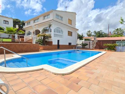 Swimming pool of House or chalet for sale in Cunit  with Air Conditioner, Heating and Private garden