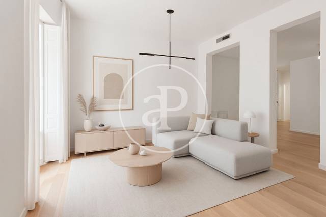 Piso en Venta en C. de Atocha en Cortes - Huertas