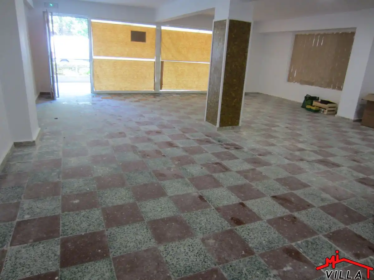Local comercial en venta en Carlos V, imagen 4