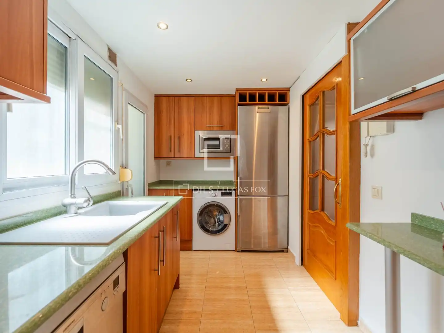 Cocina de Piso en venta en Valencia con Calefacción, Parquet y Amueblado