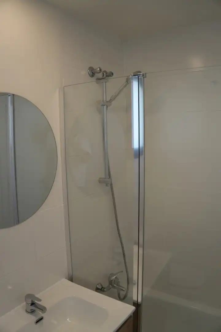 Baño de Casa o chalet de alquiler en El Campello con Aire acondicionado, Calefacción y Terraza