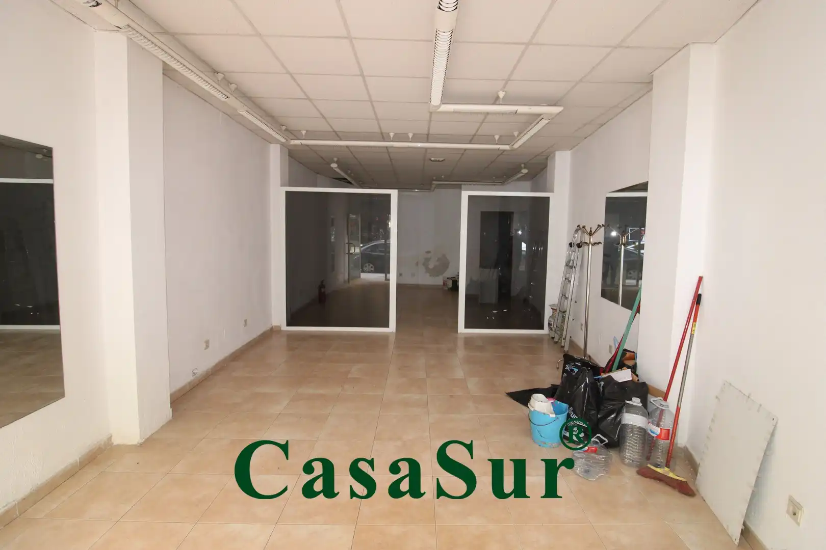 Gewerbefläche zum Verkauf in Calle Don Sancho, imagen 3