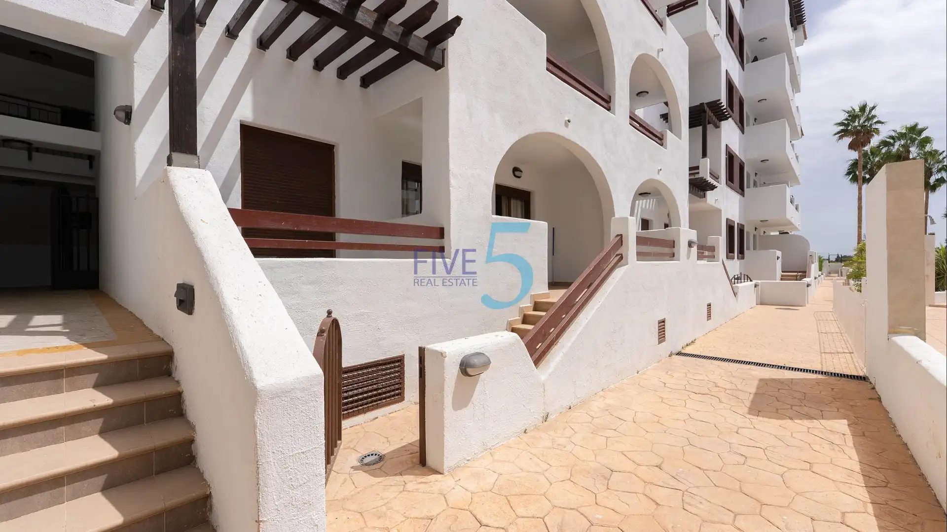 Exterior view of Flat for sale in Los Alcázares  with Air Conditioner, Heating and Terrace