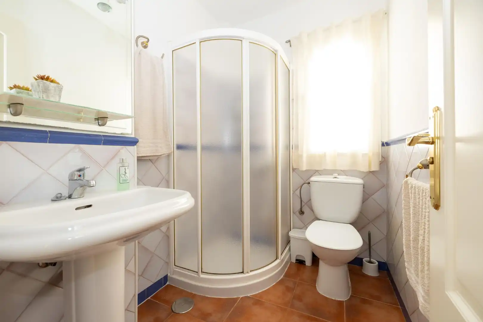 Baño de Casa o chalet en venta en Alhendín con Calefacción, Jardín privado y Terraza