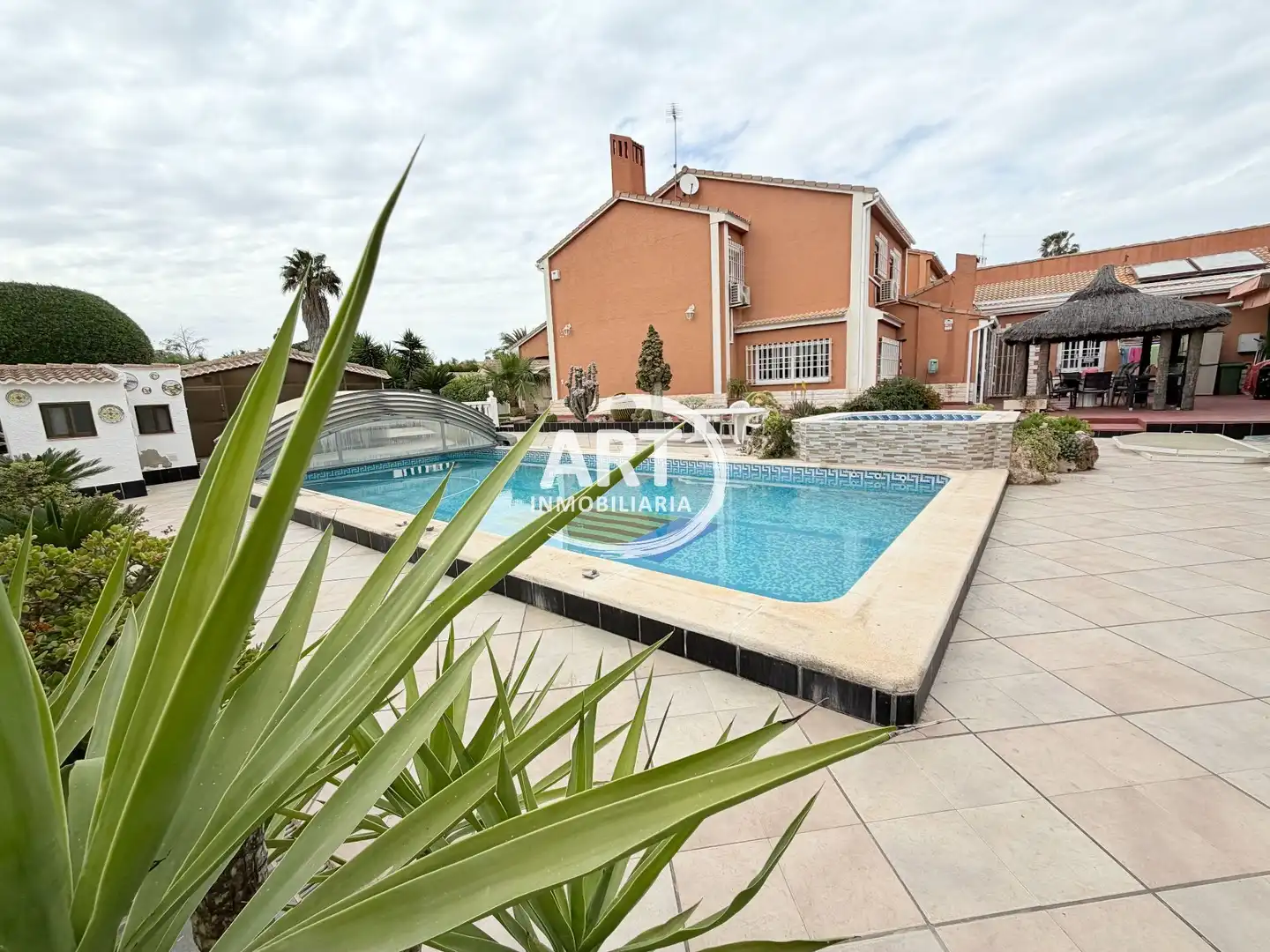 Garden of Houses for sale in San Antonio de Benagéber  with Air Conditioner, Heating and Private garden