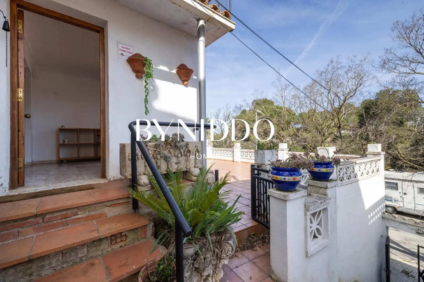Exterior view of Houses for sale in Sant Cugat del Vallès  with Heating, Private garden and Terrace