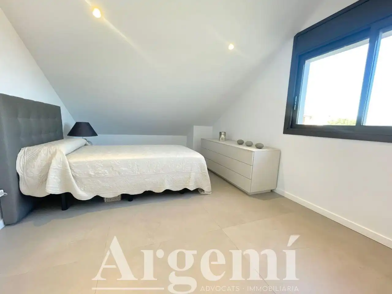 Habitación de Casa o chalet en venta en Palau-solità i Plegamans con Aire acondicionado, Calefacción y Jardín privado