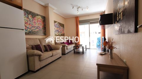 Foto 3 de Apartamento en venta en Pueblo, Guardamar del Segura