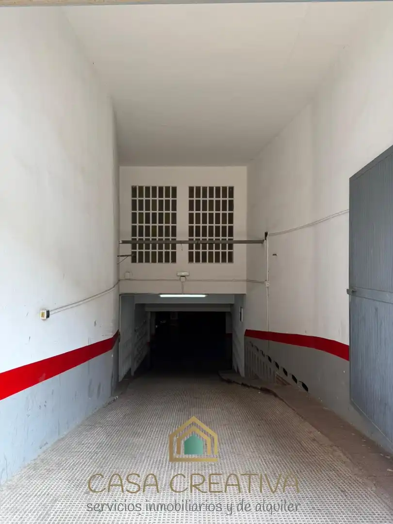 Garaje de alquiler en Plaza ESCULTOR FRECHINA, L'Hort de Senabre