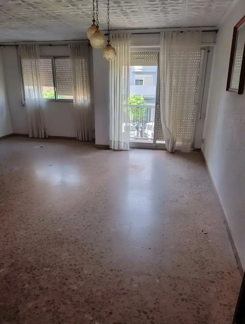 Living room of Flat for sale in Carcaixent  with Furnished