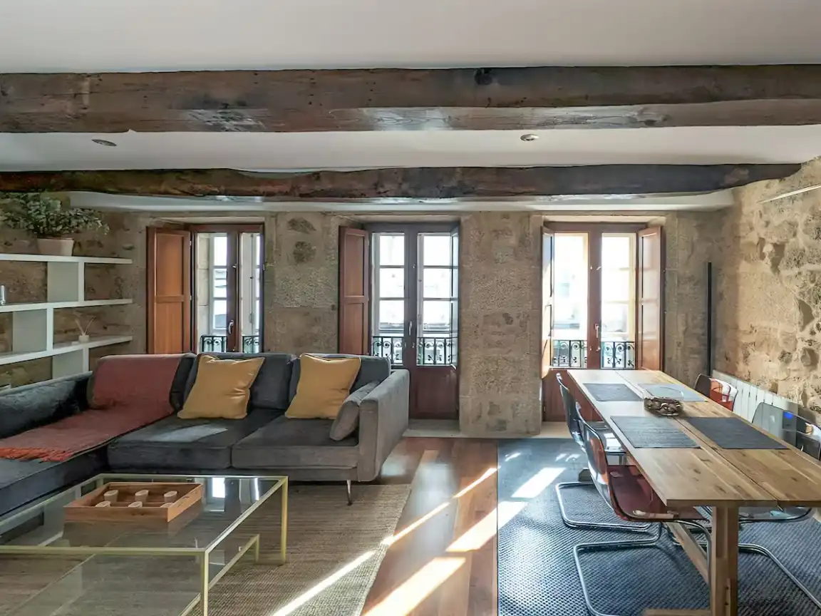 Sala d'estar de Apartament de lloguer en A Coruña Capital  amb Aire condicionat, Calefacció i Parquet