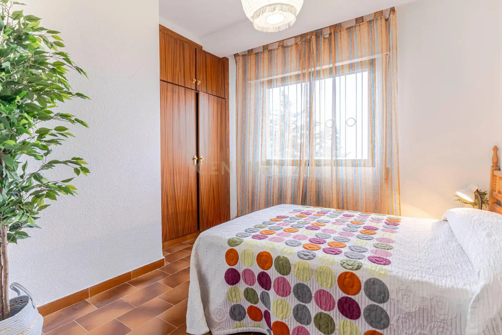 Dormitori de Casa o xalet en venda en La Zubia amb Jardí privat i Traster