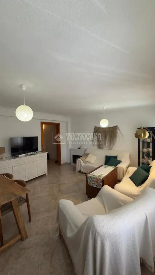 Living room of Flat for sale in Alicante / Alacant  with Air Conditioner and Heating