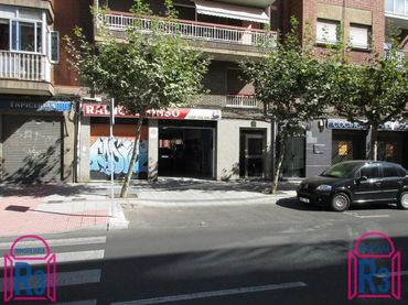 Local comercial en venda a Las Ventas