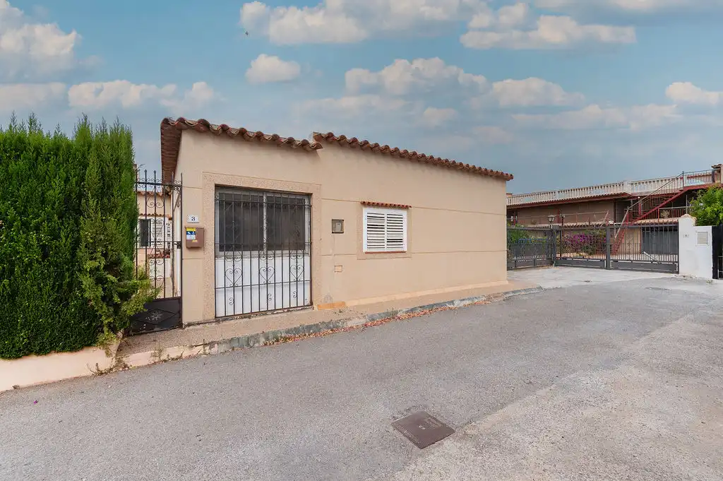 Vista exterior de Casa adosada en venda en Sant Jordi de Ses Salines - Sant Francesc 