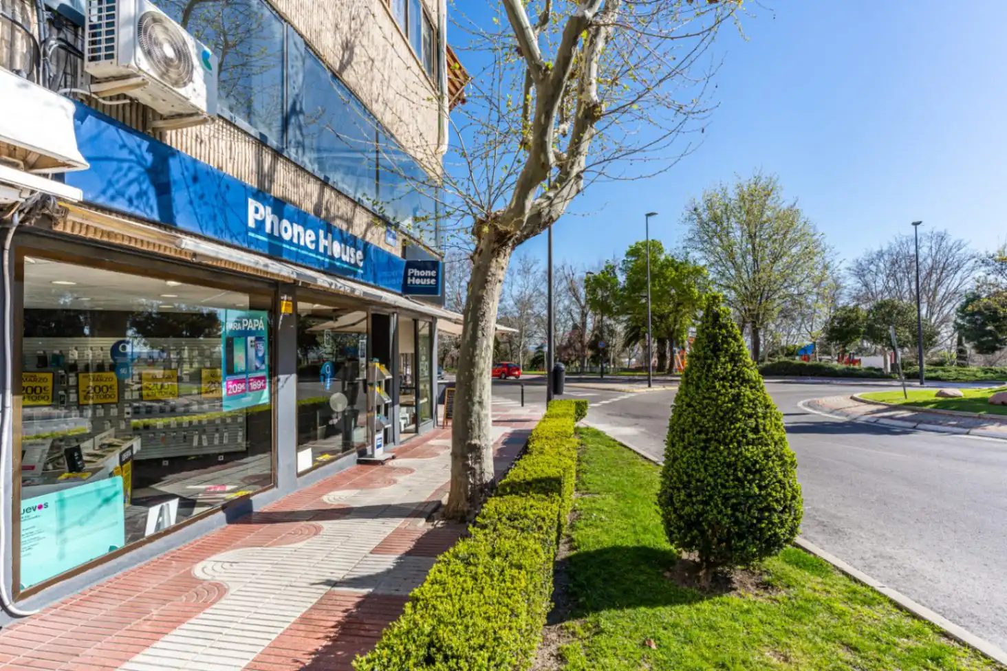 Local en venda en San Sebastián de los Reyes amb Aire condicionat