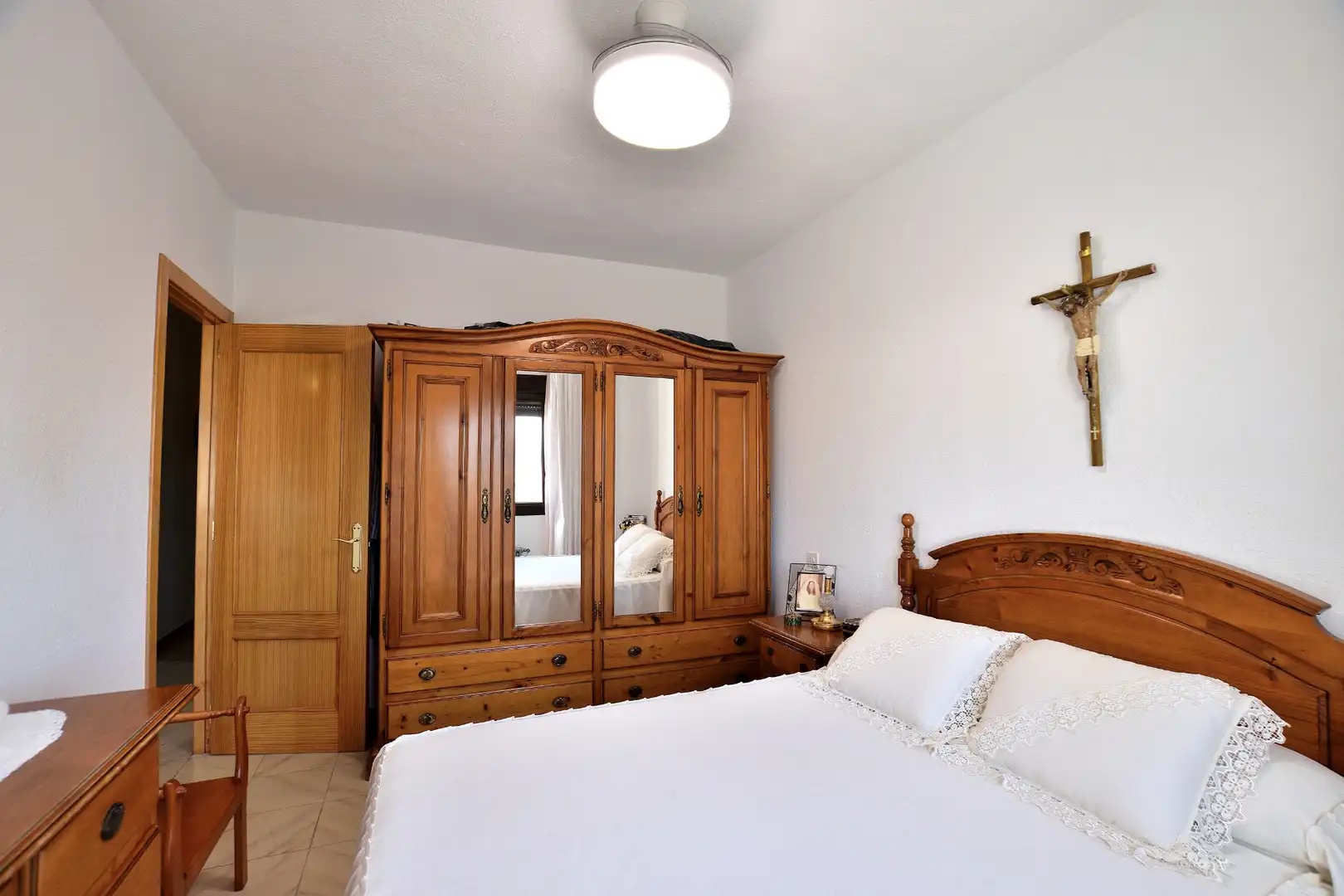 Dormitori de Casa adosada en venda en Ronda amb Traster, Forn i Rentadora
